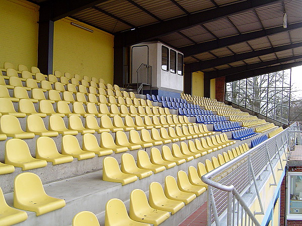 Städtisches Stadion Itzehoe - Itzehoe