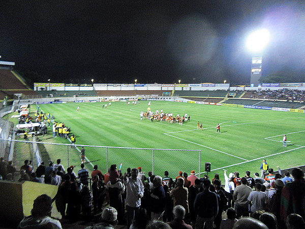 Estádio Doutor Oswaldo Teixeira Duarte - São Paulo, SP