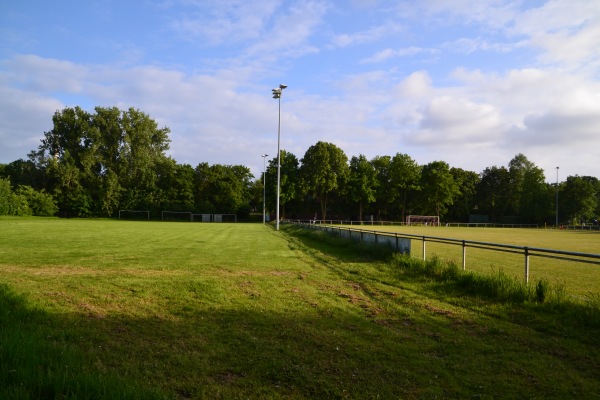 Sportanlage Biberweg D-Platz - Braunschweig-Ölper