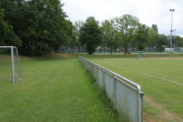 Sportanlage Solitudestraße - Stuttgart-Wolfbusch