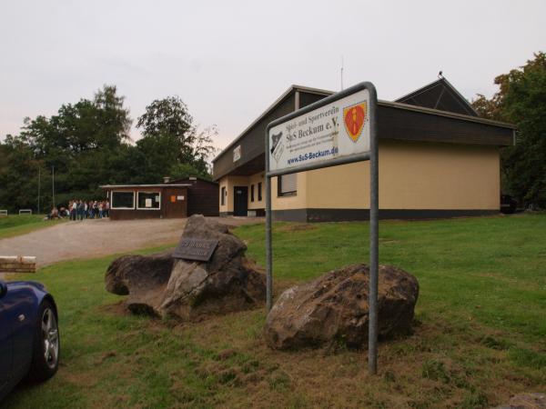 Sportplatz Zur Hinsel - Balve-Beckum