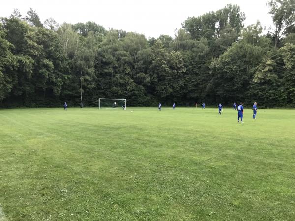 Waldstadion an der Bienenheimstraße - München-Lochhausen