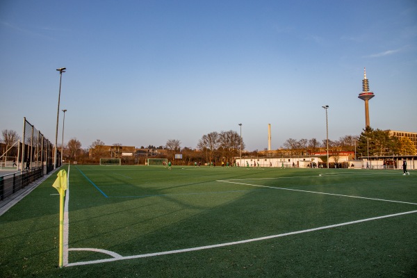 Sportanlage Ginnheimer Landstraße Platz 2 - Frankfurt/Main-Bockenheim