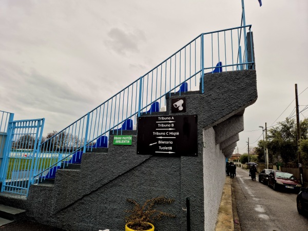 Stadiumi Redi Maloku - Fushë-Krujë