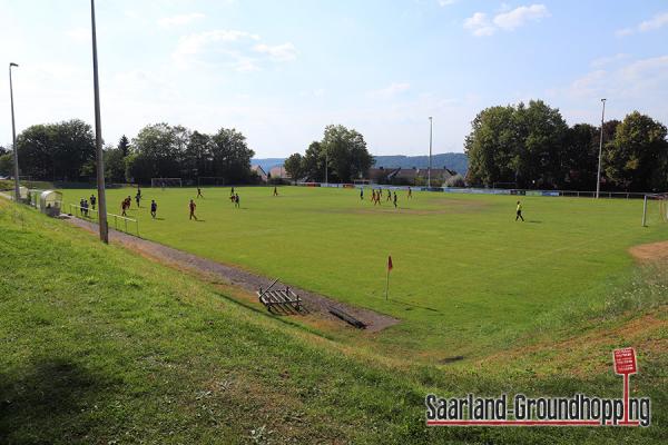 Jungenwaldstadion - Beckingen-Düppenweiler