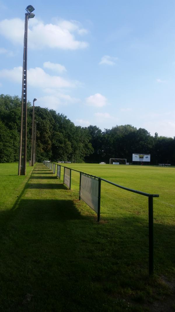 Stadion Beukenhof - Hasselt-Sint-Lambrechts-Herk