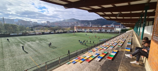 Campo de Fútbol de Etxebarri Futbol Zelaia - Echévarri (Etxebarri), PV