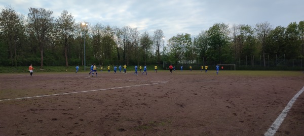 Sportanlage Petit-Couronne-Straße B-Platz - Hannover-Ahlem