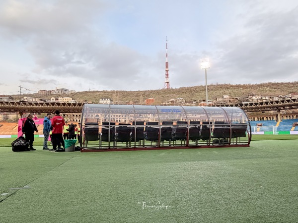 Vazgen Sargsyan anvan Hanrapetakan Marzadasht - Yerevan