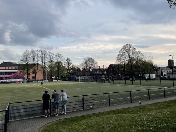 Sportplatz Hegestraße - Gladbeck-Rentfort