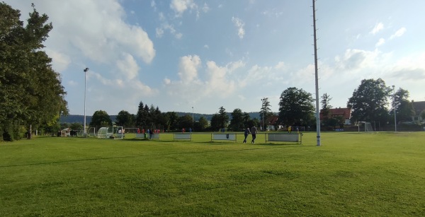 Sportplatz an der Schule - Gronau/Leine-Banteln