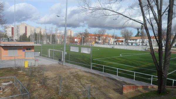 Campo de Fútbol Castroserna - Madrid, MD