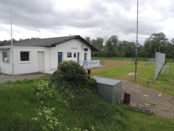 Sportplatz zum Rheinfeld - Riedstadt-Erfelden