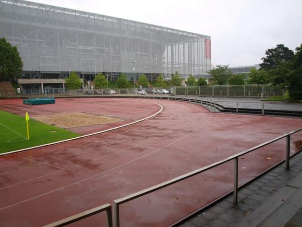 Kleine Kampfbahn im Arena-Sportpark - Düsseldorf-Stockum