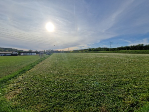 Stadion Am Mühlweg Nebenplatz - Langenfeld/Mittelfranken