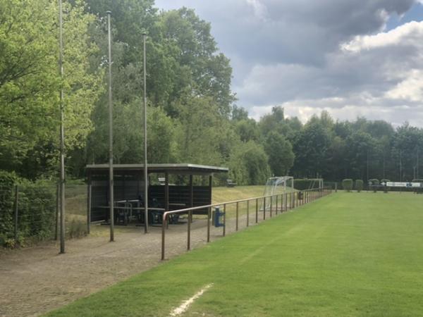 Sportanlage Ostenländer Straße - Paderborn-Sande