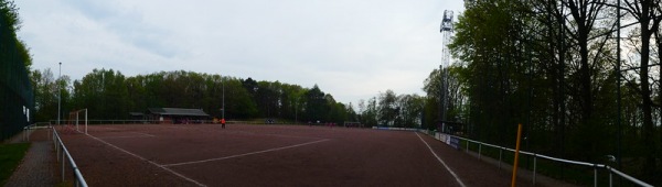Sportplatz Mömelshof - Bitzen