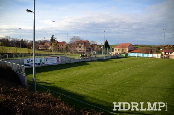 Fotbalové hřiště SK Olympie Dolní Břežany - Dolní Břežany