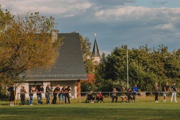 Sportplatz Plothen - Plothen