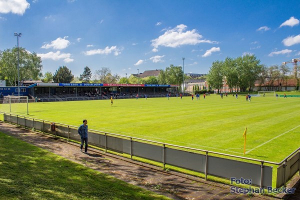 Bezirkssportanlage Stadion Feuerbachstraße - Düsseldorf-Bilk