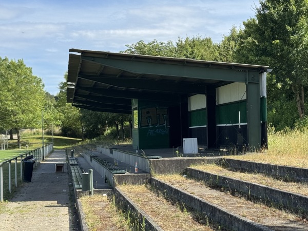 Sportanlage Am Donarbrunnen - Kassel-Niederzwehren