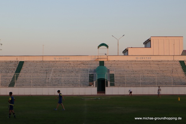 Alpamish stadioni - Termez