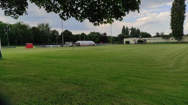 Sportanlage an den Herrenhäuser Gärten B-Platz - Hannover