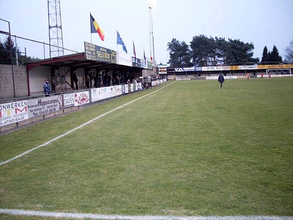 Georges Claesstadion - Mol-Ginderbuiten