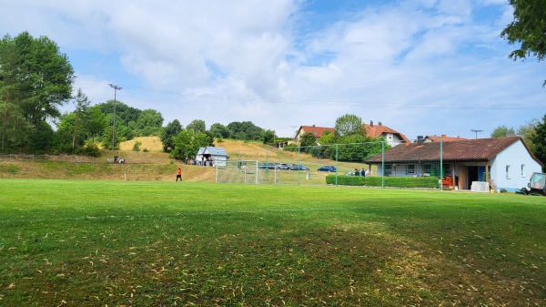 Sportplatz Lußberg - Breitbrunn-Lußberg