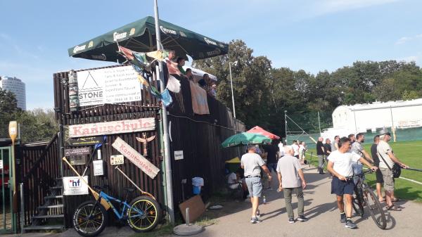 Sportplatz Wasserpark - Wien