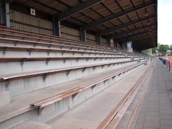 Stadion Bezirkssportanlage Karl-Hohmann-Straße - Düsseldorf-Benrath