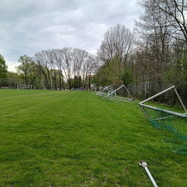 Bezirkssportanlage Schroersdyk - Krefeld-Inrath