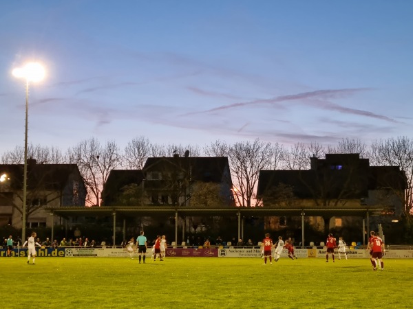 Sportplatz an der Staustufe  - Hattersheim/Main-Eddersheim