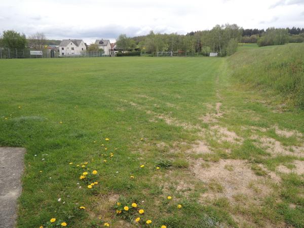 Sportplatz am Dorfgemeinschaftshaus - Prath