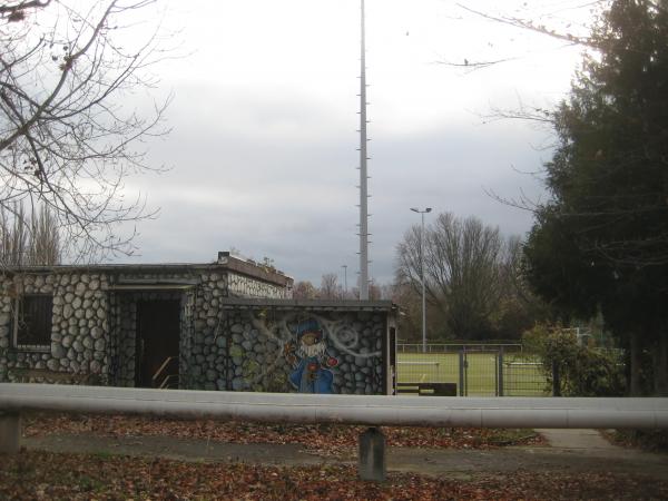 Sportplatz Grundschule am Umfassungsweg - Magdeburg-Neue Neustadt