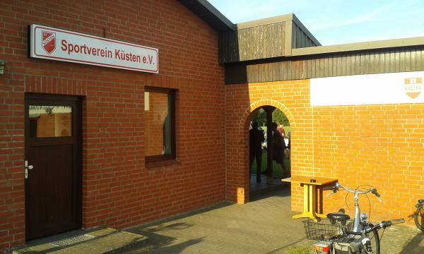 Sportplatz Küsten - Küsten