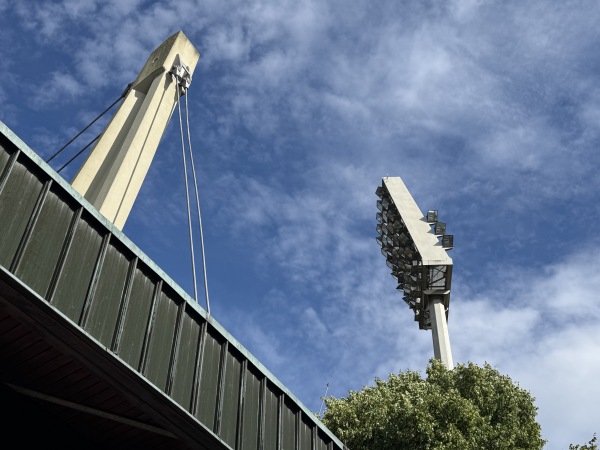 Parkstadion im Sportpark - Baunatal-Altenbauna