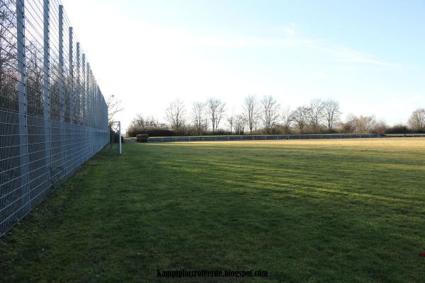 Sportplatz an der Gemeindehalle - Schwaikheim