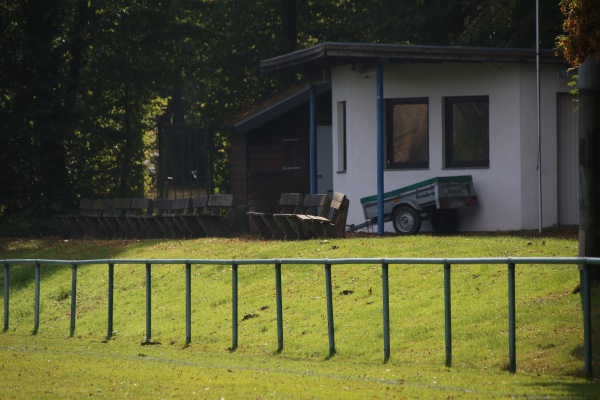 Sportplatz an der Burg - Düren-Birgel