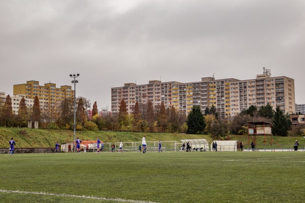 Areál Na Hájích hřiště 2 - Praha