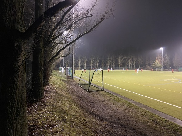 Volksparkstadion Nebenplatz 3 - Berlin-Mariendorf