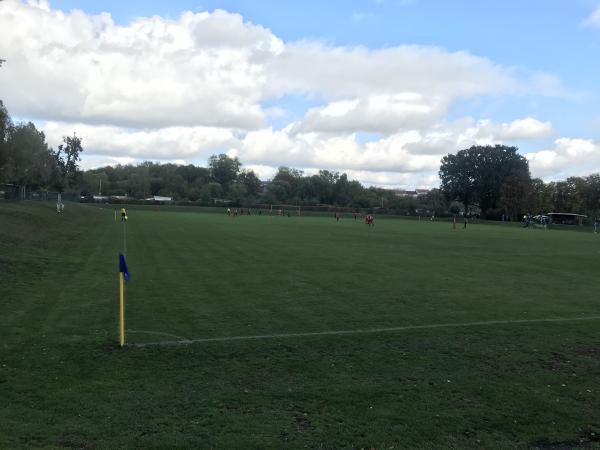 Sportanlage an der Wettinbrücke - Leipzig-Möckern