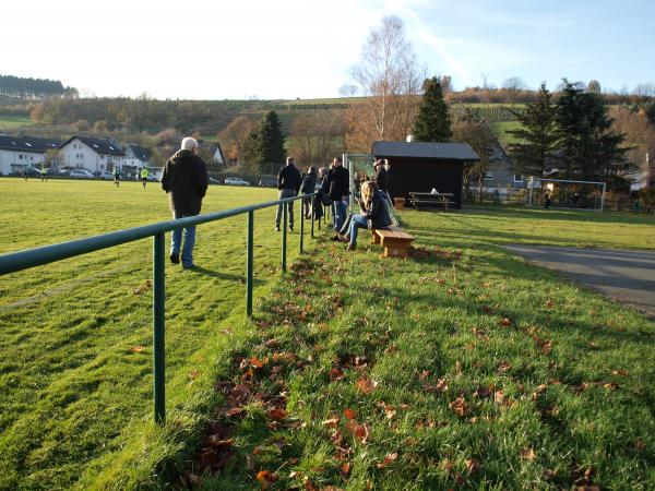 Sportplatz an der Ruhr - Olsberg-Assinghausen