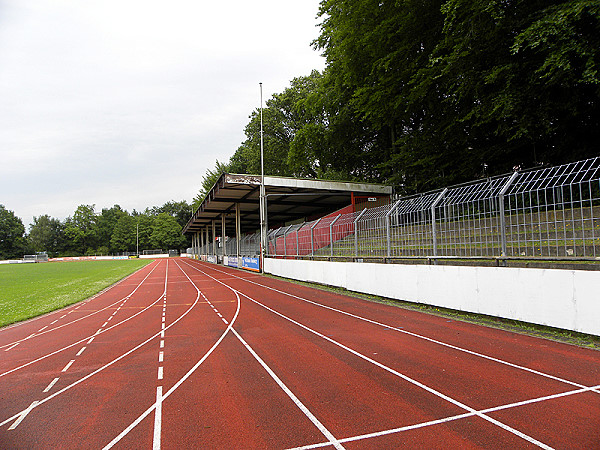 Jonny-Arfert-Sportplatz - Hamburg-Lurup