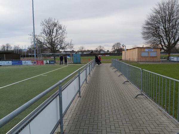 Starkenburg-Stadion Nebenplatz - Heppenheim/Bergstraße