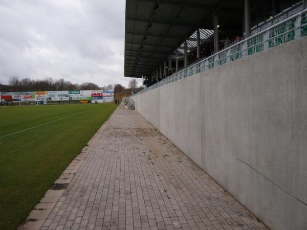 Häcker Wiehenstadion - Rödinghausen-Schwenningdorf