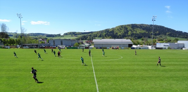 Sportplatz Oberhofen - Oberhofen