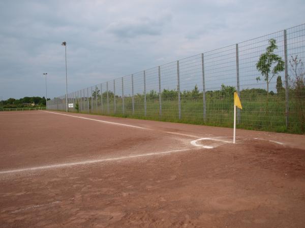 mittlerweile Kunstrasen