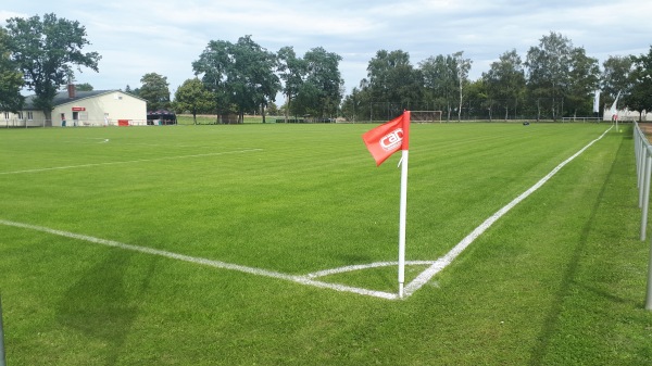 Friedrich-Ludwig-Jahn-Sportplatz - Sukow