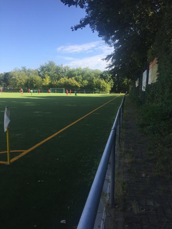 Sportanlage Schluchseestraße - Berlin-Lübars